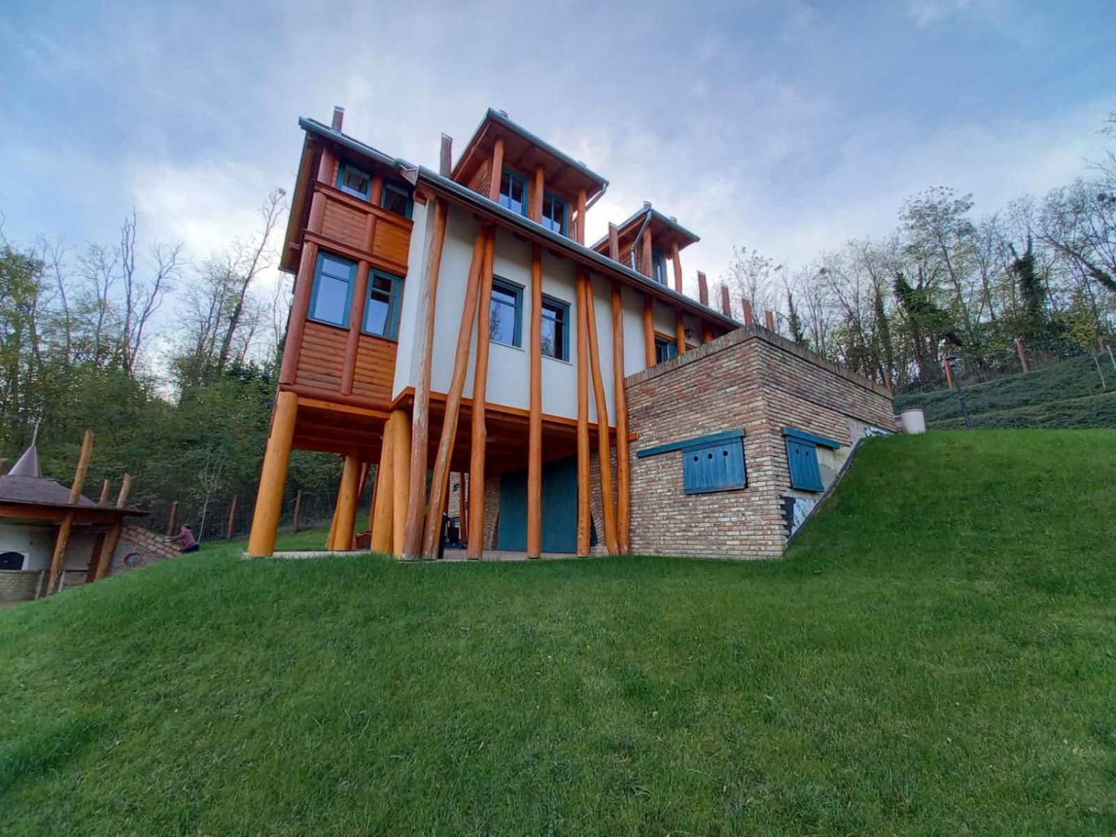 Vendeghaz Petoerke Hotel Bardudvarnok Bagian luar foto