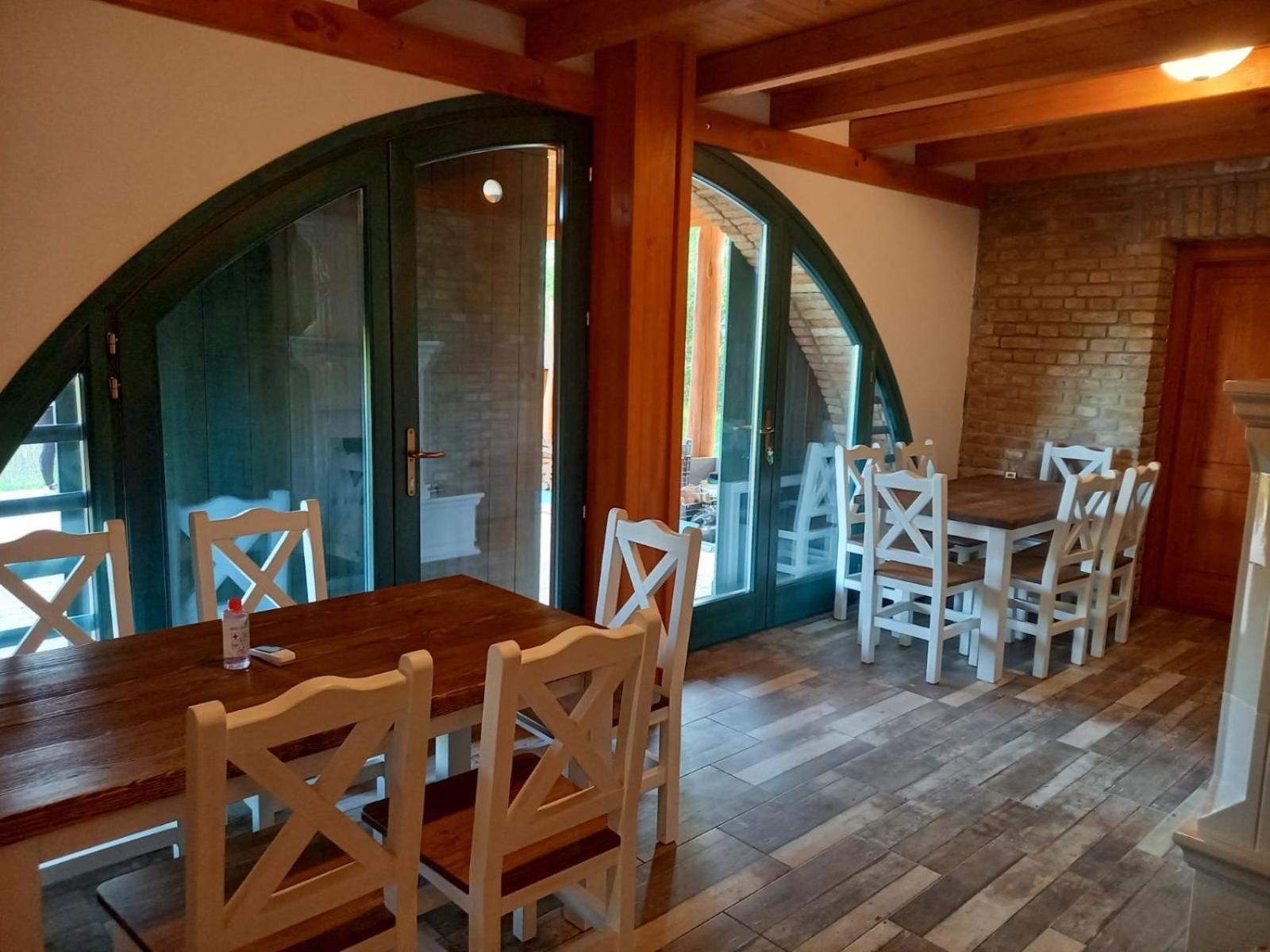 Vendeghaz Petoerke Hotel Bardudvarnok Bagian luar foto