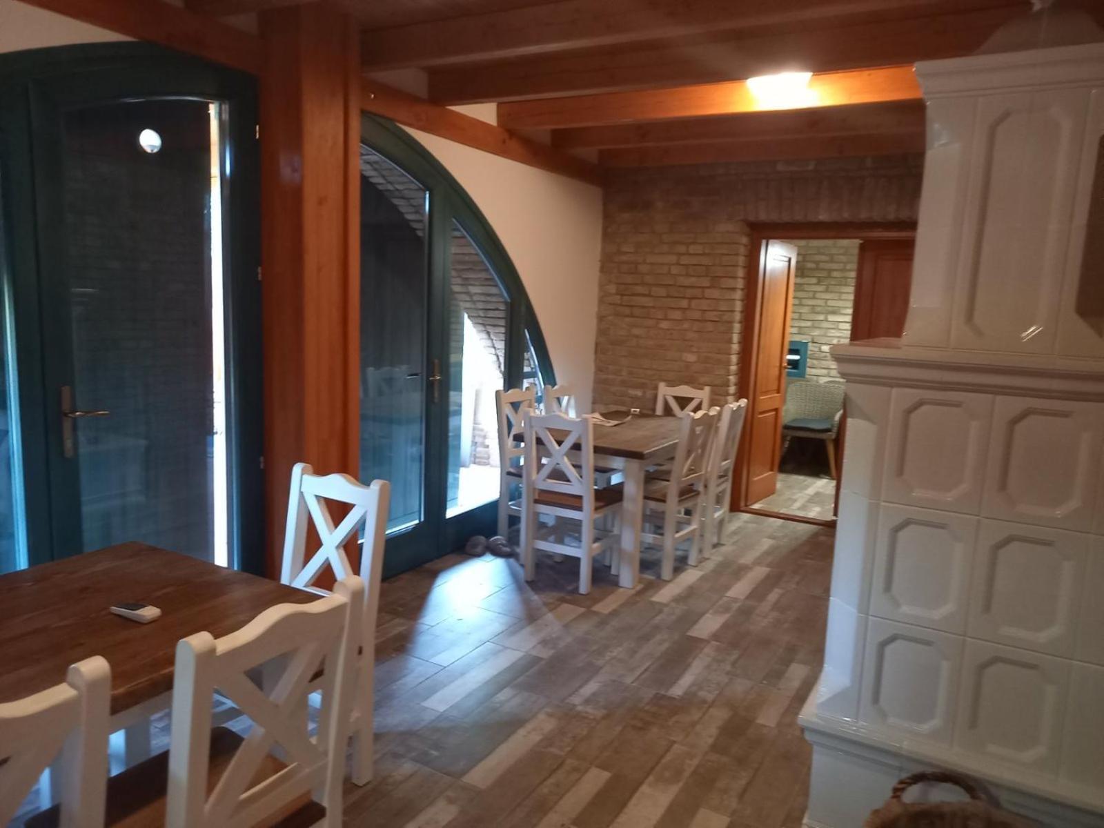 Vendeghaz Petoerke Hotel Bardudvarnok Bagian luar foto