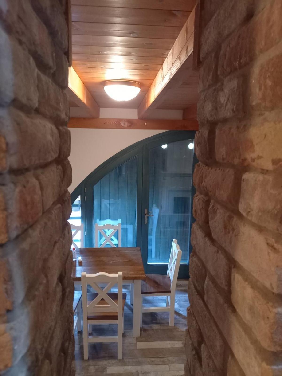 Vendeghaz Petoerke Hotel Bardudvarnok Bagian luar foto