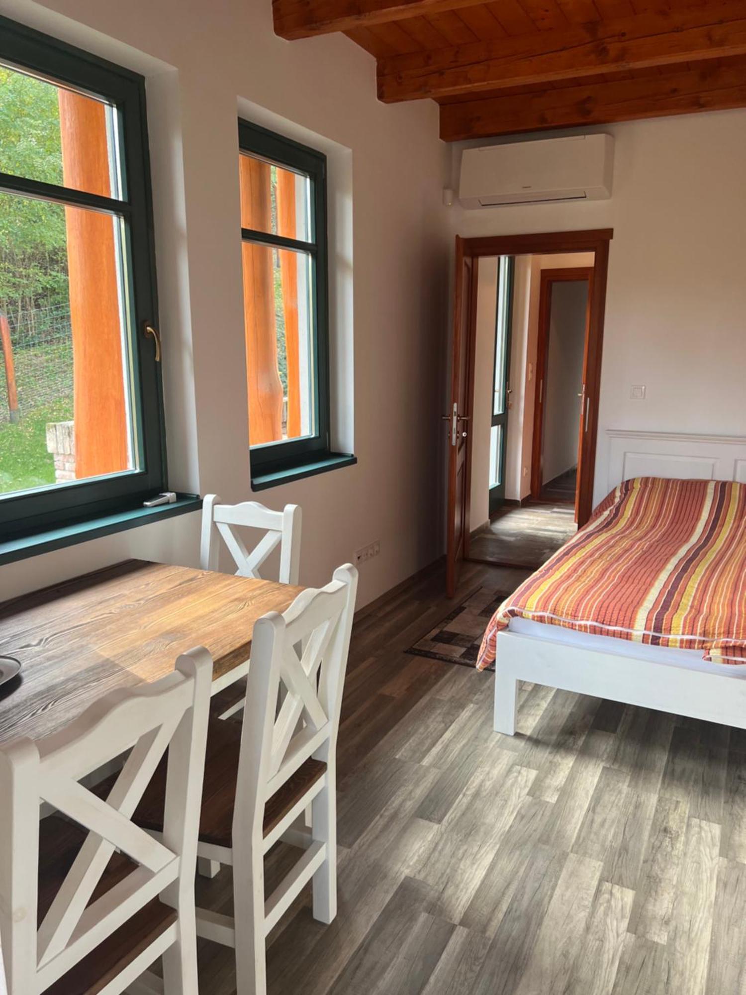 Vendeghaz Petoerke Hotel Bardudvarnok Bagian luar foto